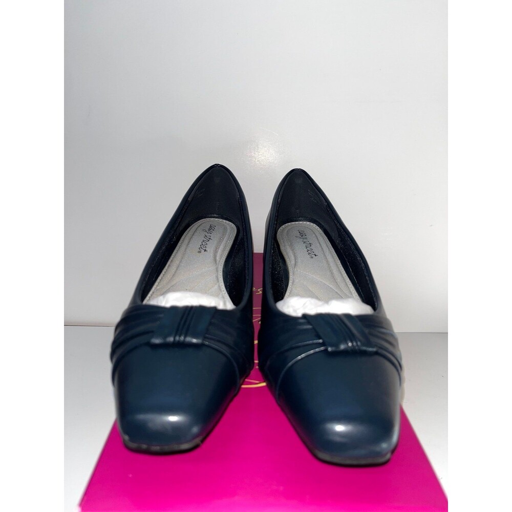 Easy Street Women's Waive New Navy Square Toe Kitten Heel Pumps Size 8.5M - Picture 4 of 8